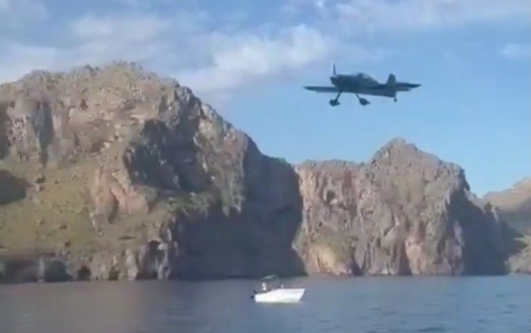 Συντριβή διθέσιου αεροσκάφους στη Μαγιόρκα: Ανασύρθηκαν οι σοροί του πιλότου και του 13χρονου γιου του