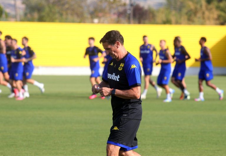 Άρης: Ο Χιμένεθ ξεκινάει με,… μαζικές εκπλήξεις στην ενδεκάδα