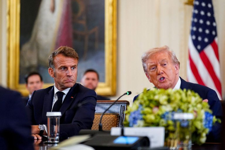 Τηλεφωνική επικοινωνία Μακρόν – Τραμπ: Συζήτησαν για τις εξελίξεις στη Μέση Ανατολή και στη Ρωσία
