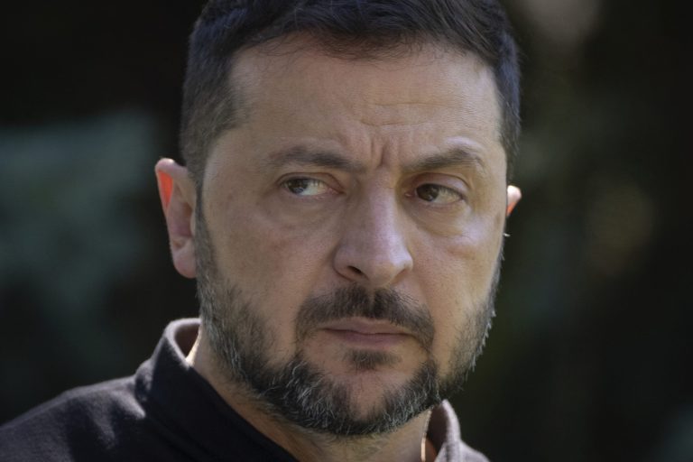 Ουκρανία: Ο πρόεδρος Ζελένσκι ισχυρίζεται ότι αποκρούστηκε η προώθηση των ρωσικών δυνάμεων στην περιφέρεια Σούμι