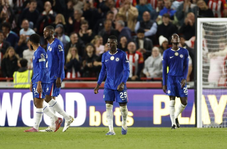 Μπρέντφορντ – Τσέλσι 2-2: «Γκέλα» στις καθυστερήσεις για τους Λονδρέζους στην Premier League