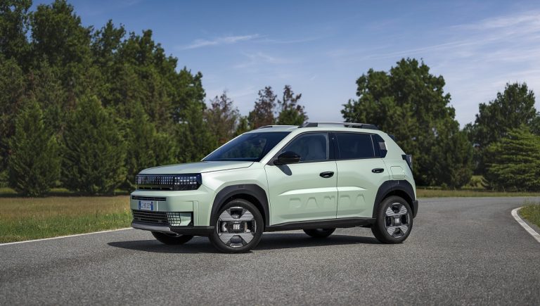 Fiat: Από 16.990 ευρώ η έκδοση βενζίνης του Grande Panda