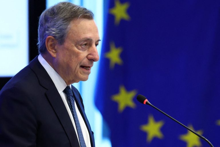 Απορία ψάλτου βήξ για την έκθεση Ντράγκι ^ εισαγόμενος ή εσωτερικός πληθωρισμός; ^ Lamda: Τι δείχνει η ακτινογραφία των αποτελεσμάτων ^ ασυνήθιστα θετική ομοφωνία για το δημοσιονομικό χώρο ^ Motor Oil: Η νέα τιμή-στόχος και η κυκλική οικονομία ^ Noval Property: «Ομπρέλα» το ισχυρό χαρτοφυλάκιο ^ έλεγχος και επιτάχυνση επενδύσεων ^ το παρασκήνιο της επιχείρησης Καλυψώ ^ έρχονται παρεμβάσεις στο χονδρεμπόριο