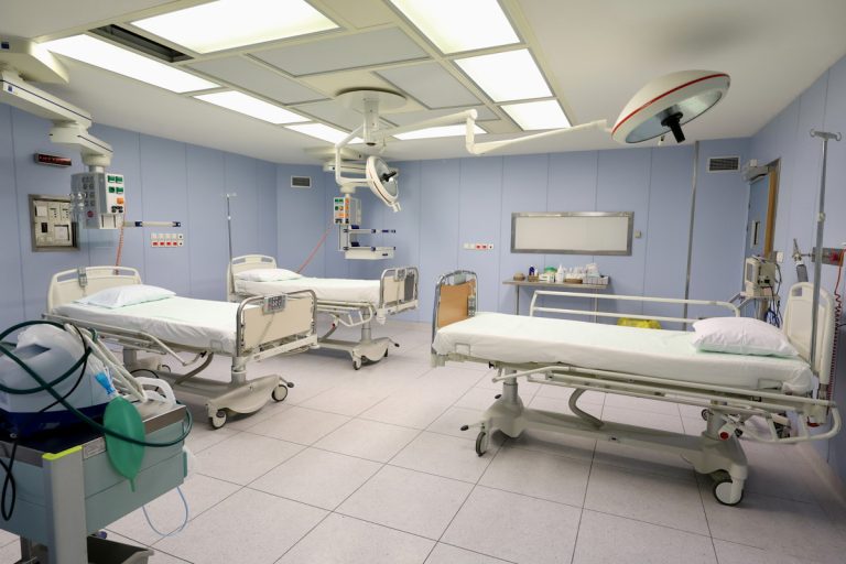 Ύποπτος θάνατος βρέφους 2,5 μηνών – Ξυπνάει μνήμες από τις υποθέσεις Μουρτζούκου και Πισπιρίγκου