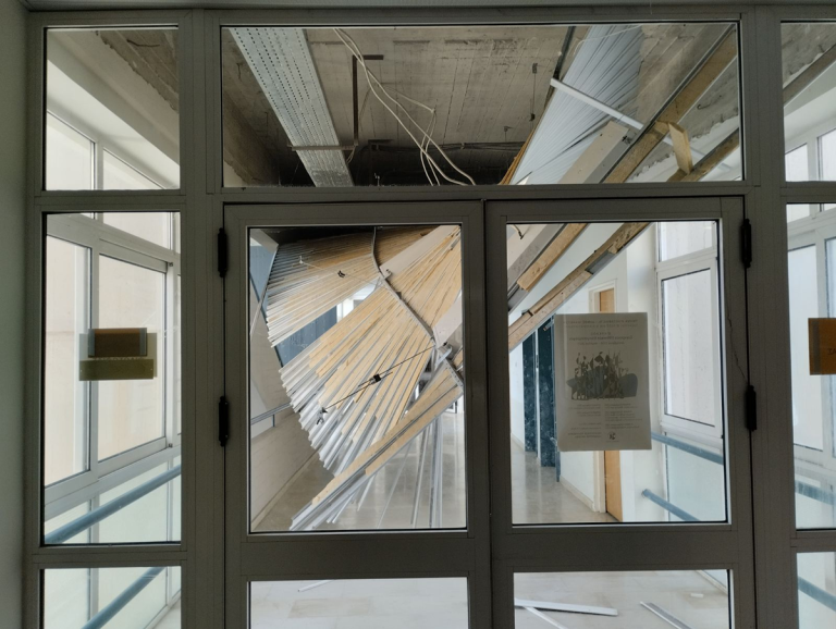 Κατάρρευση τμήματος οροφής στο Παιδαγωγικό Τμήμα του Πανεπιστημίου Ιωαννίνων