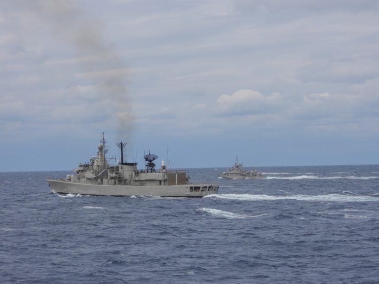 Η Τουρκία έβγαλε Navtex και προαναγγέλλει έρευνες στο Αιγαίο με το «Πίρι Ρέις»: Με αντι-Navtex απαντά η Ελλάδα