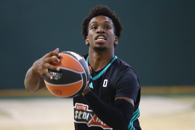 Παναθηναϊκός: Πρώτη προπόνηση για την ομάδα μπάσκετ στο ΟΑΚΑ – Φωτογραφίες με τους Σορτς, Χολμς και Ρογκαβόπουλο στα πράσινα