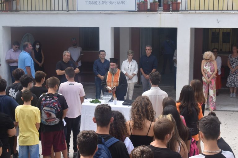 Τι ισχύει για την άδεια σχολικής παρακολούθησης για τους εργαζόμενους γονείς – Ενημέρωση από το ΚΕΠΕΑ της ΓΣΕΕ