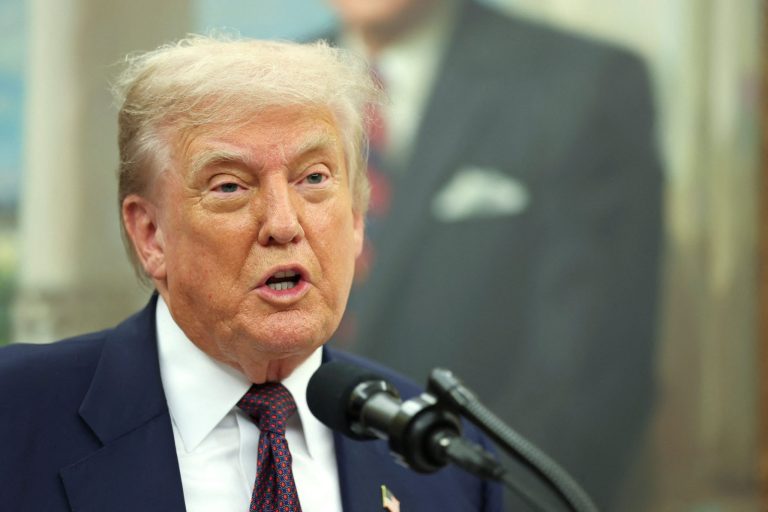 Οκτώ αραβικές και μουσουλμανικές χώρες χαιρετίζουν τις «ειλικρινείς προσπάθειες» του Τραμπ γαι ειρήνη στην Γάζα