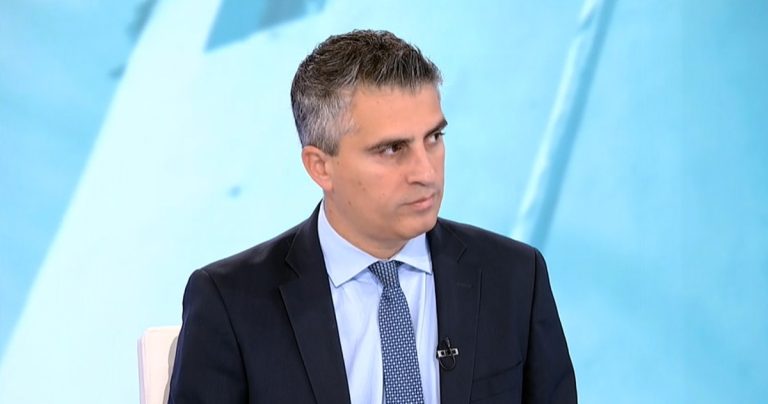 Χρ. Δήμας στο ΕΡΤnews: Εντός του 2026 η παρέμβαση στον κόμβο της Μεταμόρφωσης – Τι είπε για τις καθυστερήσεις στις πτήσεις στο Ελ. Βενιζέλος