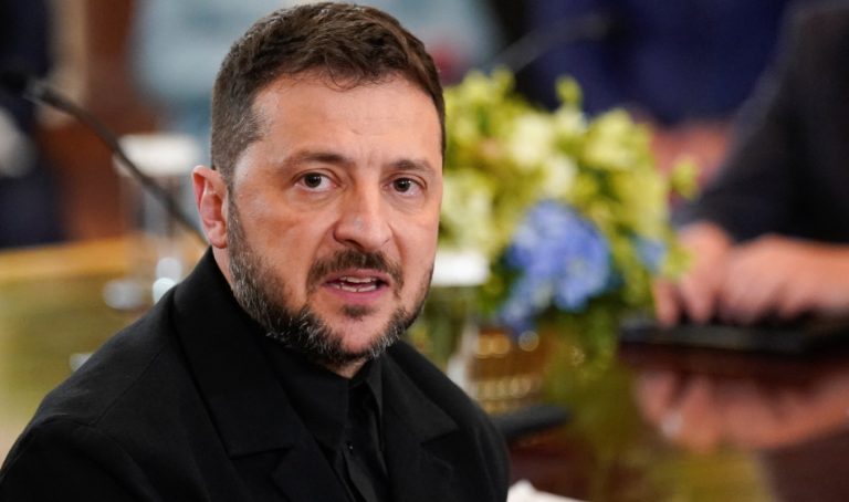 Ζελένσκι: Η Ουκρανία ενισχύει το στρατό σε κάποια μέτωπα, δεν θέλει ειρήνη