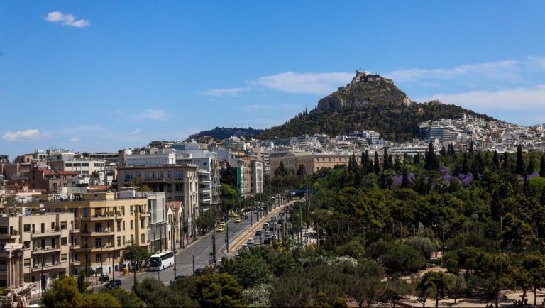 Αίθριος ο καιρός την Πέμπτη με αραιές νεφώσεις – Έως τους 23 βαθμούς η θερμοκρασία