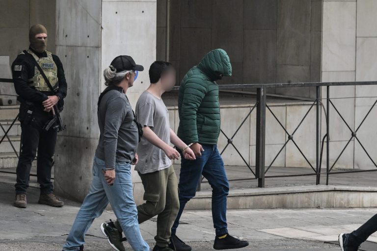 Νέος κύκλος απολογιών σήμερα για την υπόθεση του ΟΠΕΚΕΠΕ – Προφυλακίστηκαν 4 από τους 12 συλληφθέντες που απολογήθηκαν χθες