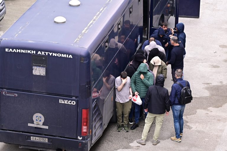 ΟΠΕΚΕΠΕ: Σήμερα ολοκληρώνονται οι απολογίες των συνολικά 37 συλληφθέντων – Εννέα μέχρι στιγμής οι προφυλακίσεις