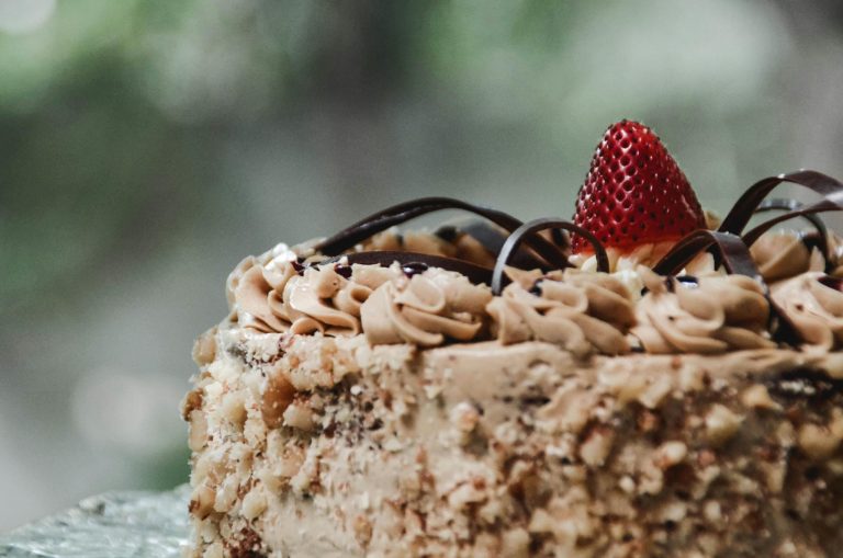 Μυστήριο γύρω από θάνατο μητέρας και κόρης λόγω κατανάλωσης… τούρτας