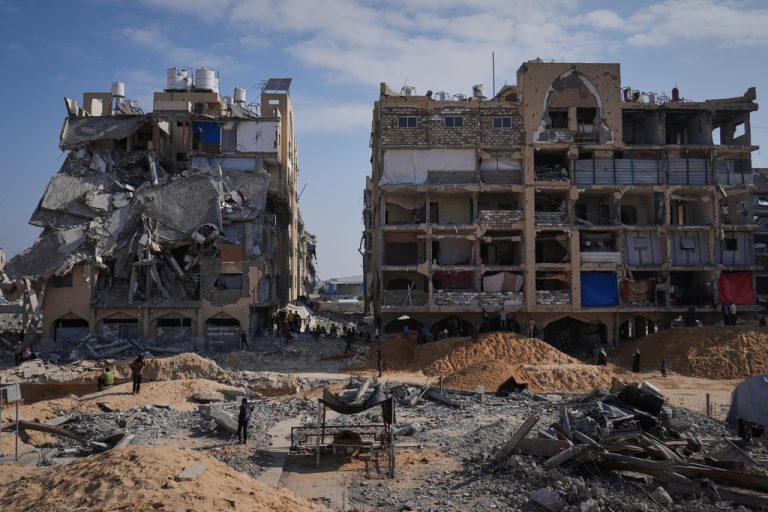 Τραμπ: Η κατάπαυση του πυρός στη Γάζα παραμένει σε ισχύ