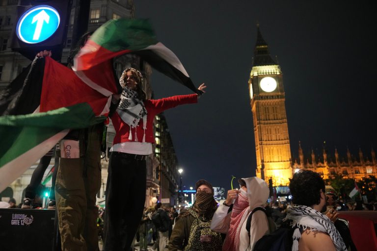 Βρετανία: Φοιτητικές διαδηλώσεις υπέρ της Παλαιστίνης σήμερα, δύο χρόνια μετά την επίθεση της Χαμάς