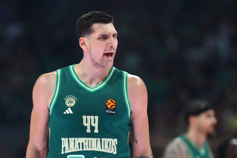 Ντίνος Μήτογλου και Παναθηναϊκός συνεχίζουν μαζί για ακόμα 3 χρόνια