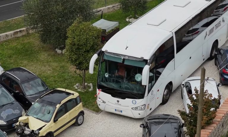 Ιταλία: Ενέδρα θανάτου στο πούλμαν της ομάδας Πιστόια Μπάσκετ – Νεκρός ο οδηγός