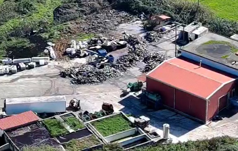 Σοκ προκαλεί βίντεο ντοκουμέντο από την παράνομη ταφή 200 τόνων ζωικών αποβλήτων κοντά στον Λούρο ποταμό