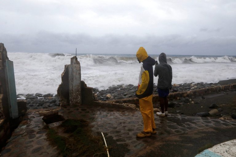 Τυφώνας Μελίσσα στη Τζαμάικα: Συναγερμός για τον ισχυρότερο κυκλώνα στην ιστορία της χώρας – Live εικόνα