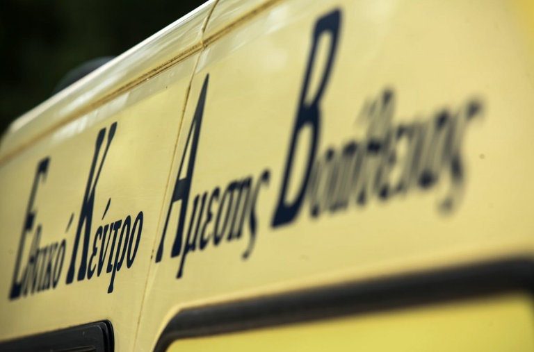 Πέραμα: Μία γυναίκα νεκρή σε ανατροπή φορτηγού