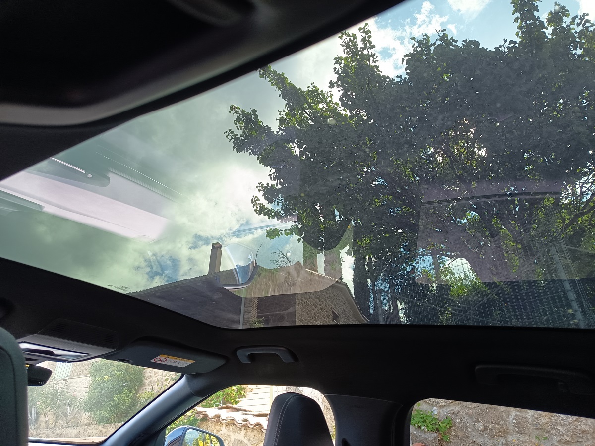 ford-explorer-77kwh-286ps