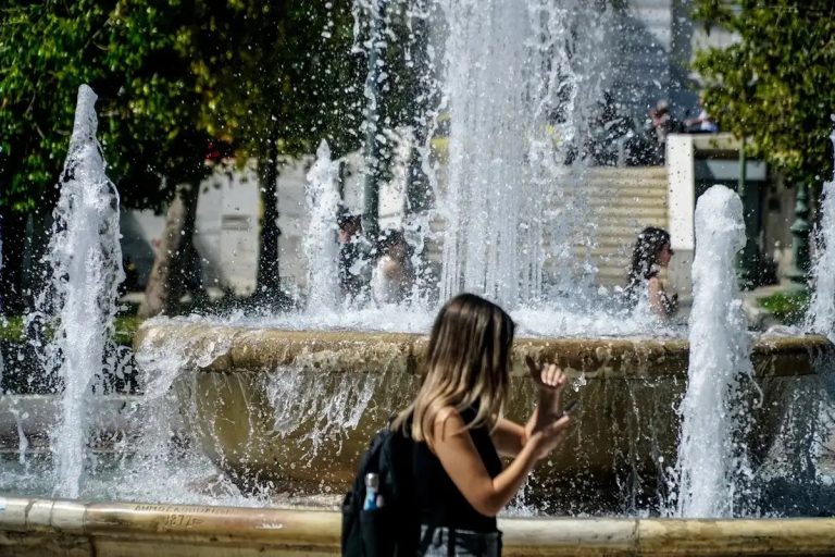 Καιρός σήμερα: Τοπικές βροχές, συννεφιές και άνοδος της θερμοκρασίας