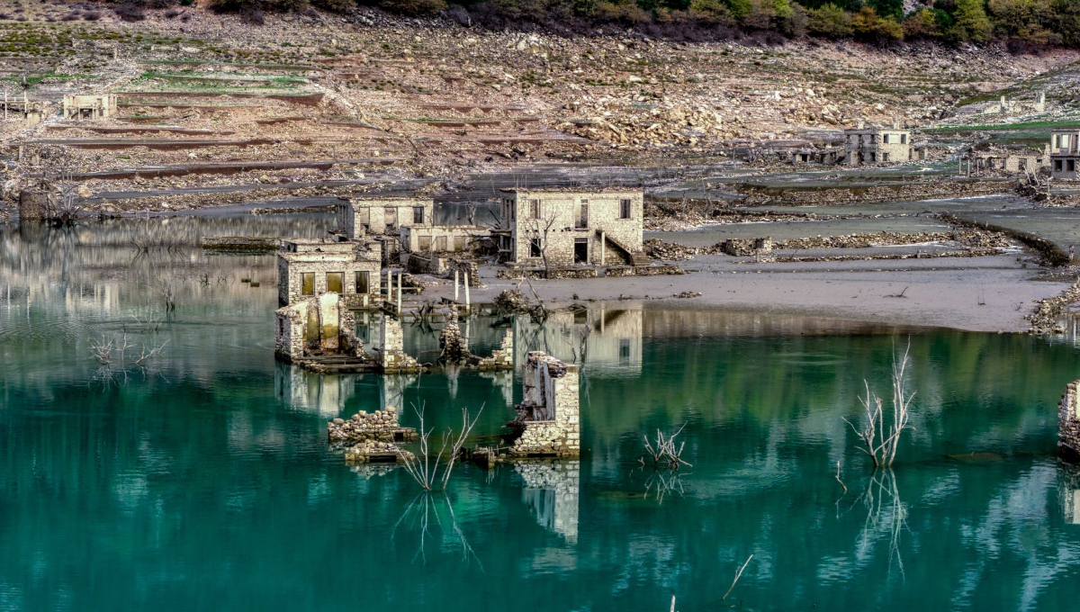 Λίμνη Μόρνου