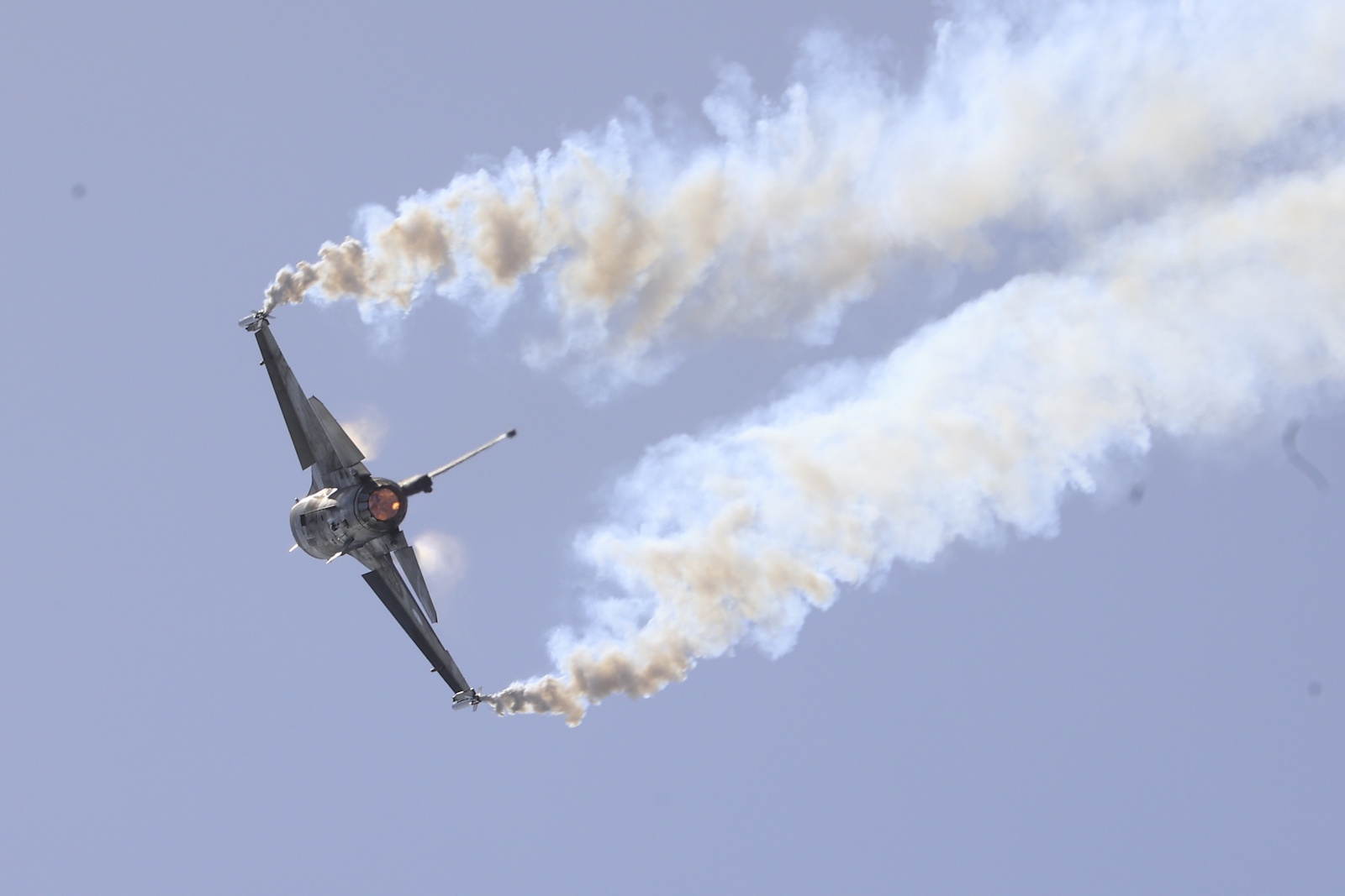 Αεροπορική επίδειξη της Πολεμικής Αεροπορίας στον Φλοίσβο