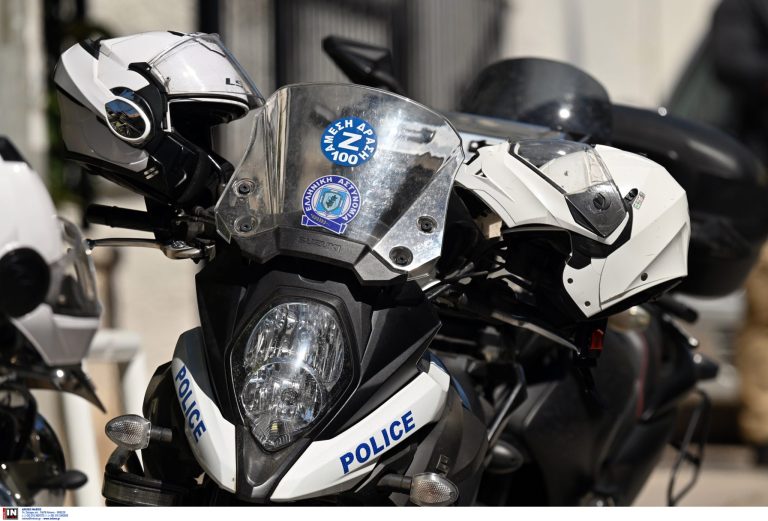 Επιχείρηση του «ελληνικού FBI» σε Θεσσαλονίκη και Χαλκιδική: Χειροπέδες σε 19χρονο Τούρκο που κατείχε βαλλίστρα