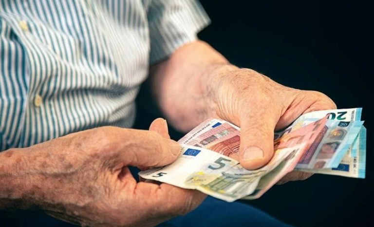 Πότε θα καταβληθούν οι συντάξεις Ιανουαρίου – Η εβδομάδα κλείνει με την ενίσχυση των 250 ευρώ και την επιστροφή ενοικίου