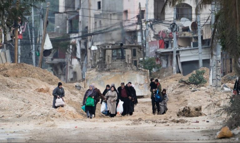 Το Ισραήλ απειλεί να κατεδαφίσει 25 πολυκατοικίες σε προσφυγικό καταυλισμό στη Δυτική Όχθη