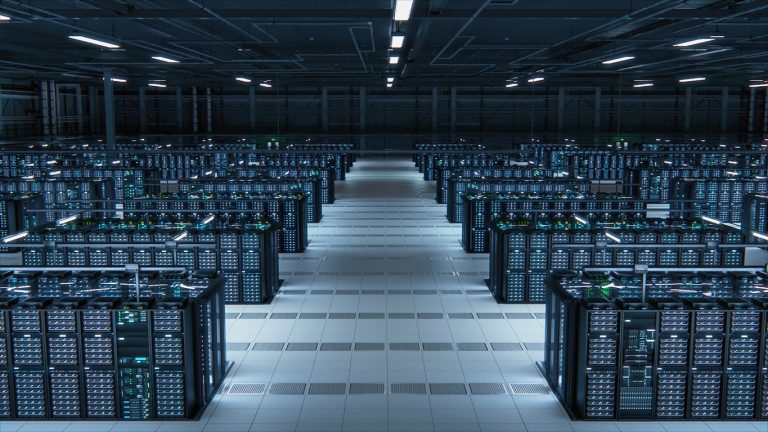 Ξεκίνησαν οι προσφυγές (και) για τα data center