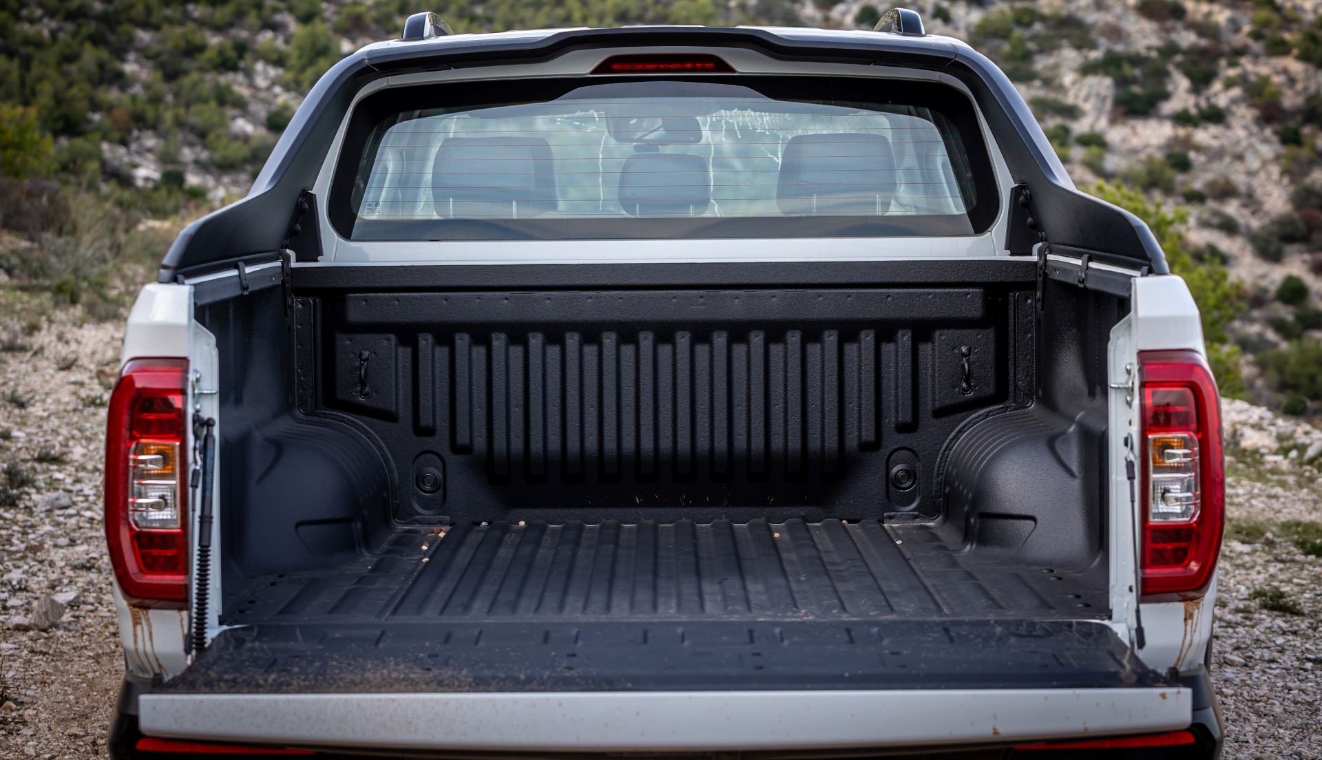 Νέα εποχή για τη Maxus στην Ελλάδα – Οδηγούμε το pick-up T60 MAX