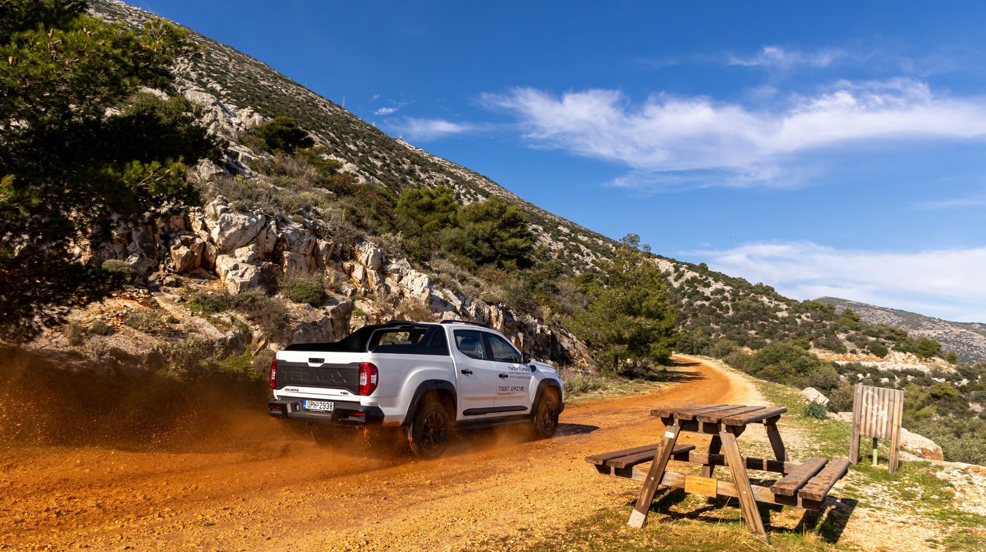 Νέα εποχή για τη Maxus στην Ελλάδα – Οδηγούμε το pick-up T60 MAX