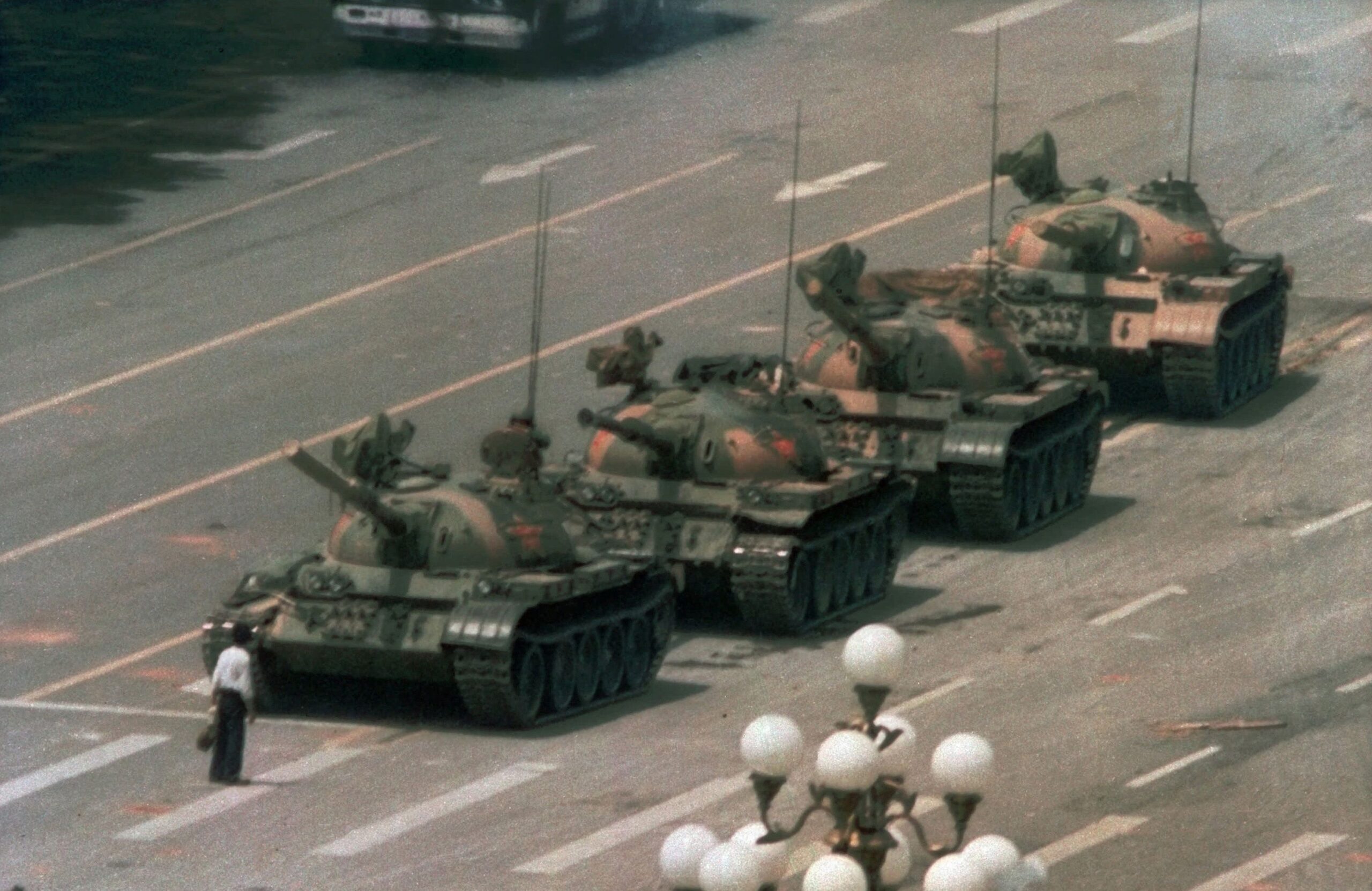 China Live Streamer Tiananmen Ο Άνθρωπος του Τιενανμέν
