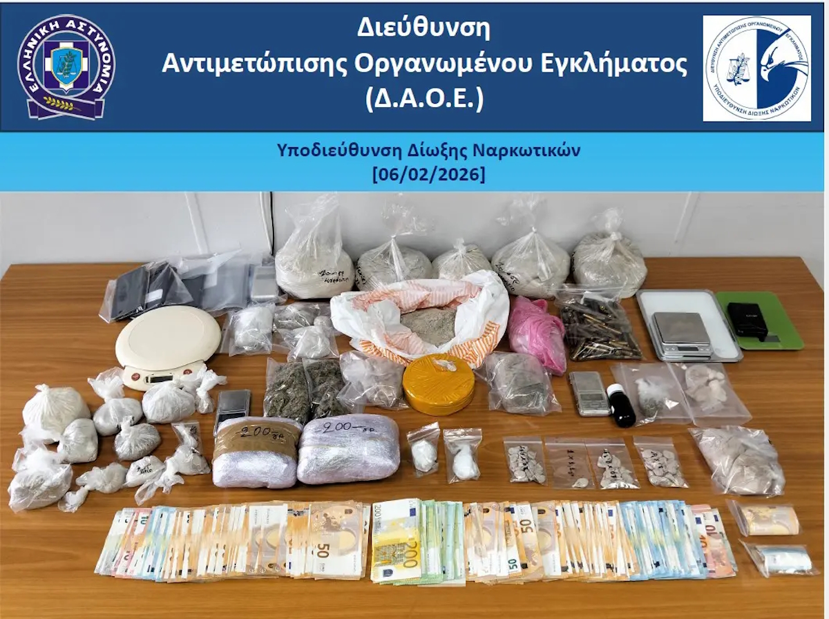 Αστυνομική επιχείρηση στην Αττική για την εξάρθρωση σπείρας εμπόρων ναρκωτικών